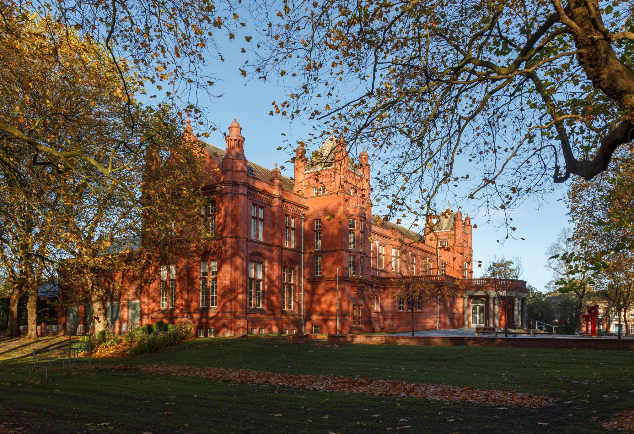 Image of the building of The Whitworth Art Gallery